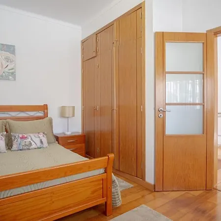 Vila Rodrigues Family House 8 *