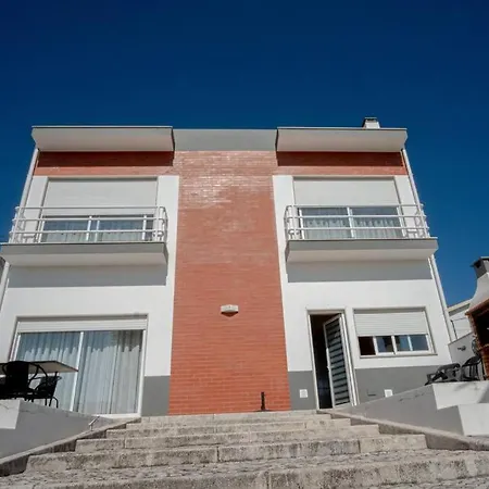 Rodrigues Family House 8 Vila Nazaré